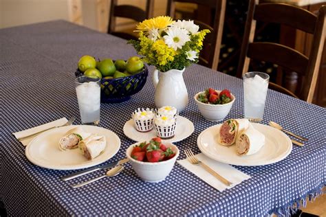 It could have been worse. Summer Dinner Party Ideas | Condé Nast Traveler
