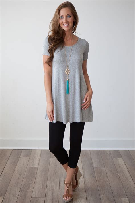 Short Sleeve Swing Tunic Heather Grey Outfits With Leggings