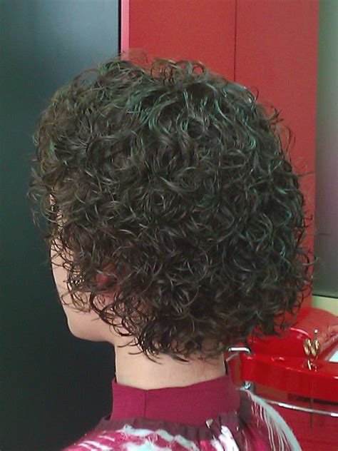With perm rods, you do not need to use heat which damages your hair. Short hair perm styles | Hair Style and Color for Woman
