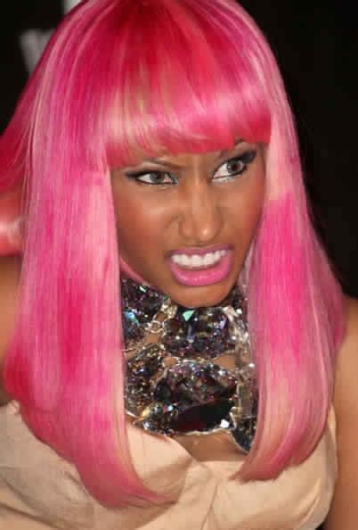 Nikki Makes Some Crazy Faces Lol Nicki Minaj Pictures Nicki Minaj Nicki Minaj Hairstyles