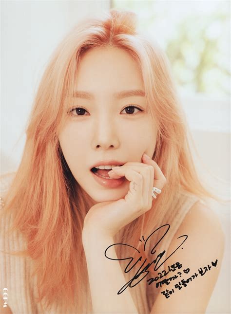 Taeyeon Girls Generation Oh Gg Season S Greetings 2022 A4 Poster Mini Brochure Postcard Ggpm