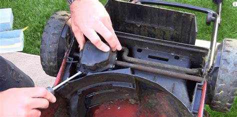 How To Fix A Self Propelled Lawn Mower Mower Plaza