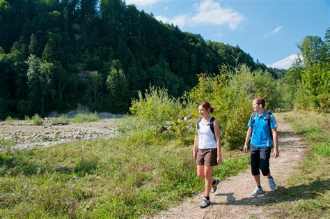 Dieser erfolg darf besonders gefeiert werden, weil personen über 50 jahre oft schwierig wieder einzugliedern sind. Emmenuferweg: Schüpfheim-Wolhusen • Wanderung » Luzern ...