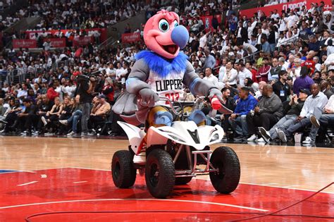 Find the latest los angeles clippers news, rumors, trades, draft and free agency updates from the writers and analysts at clipperholics. LA Clippers announce 2017-18 giveaway schedule