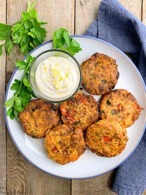 Is the nutritional info including your suggested sauce? Crispy Air Fryer Salmon Patties with Lemon Aioli - Flavour ...