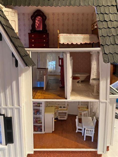 Fairfield Nanas Dollhouses And Miniatures