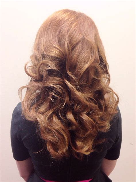 Hair inspiration hair black hair growth hair rollers long hair styles roller set hairstyles hair beauty natural hair styles hair styles. Hot Roller Set - Kelly | Frisuren