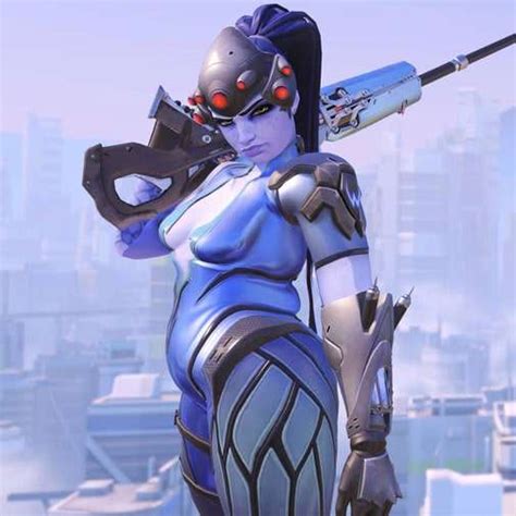 Widowmaker From Overwatch Redesigned With A Realistic Body