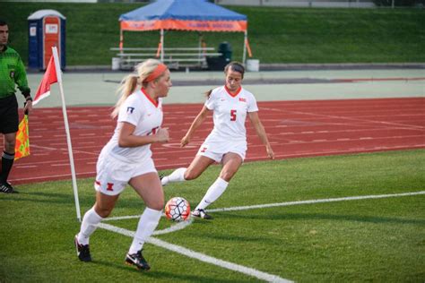 Illinois Soccer Looks To Carry Success Into Big Ten Play The Daily Illini