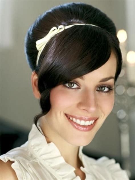 1950s Hairstyles Updos 1950s But This Aint No Sock Hop Pinterest