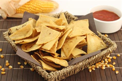 Tortilla Chips selber machen aus Maistortillas