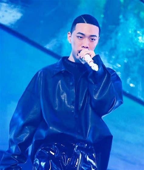 Bewhy 비와이 curtain call audio.mp3. 양인정 기자 - 비와이, 완벽한 '올블랙 패션' 선보이며 ...