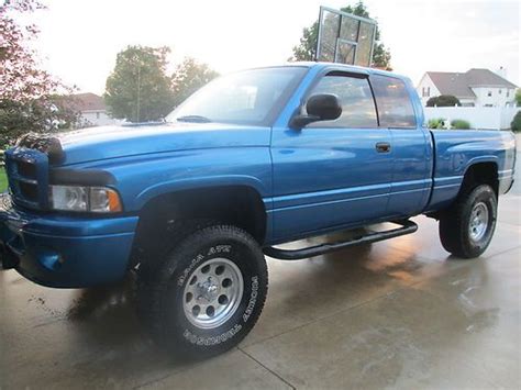 Lifted truck classifieds, lifted truck sales. Sell used 2001 Dodge Ram 1500 Sport Extended Cab Pickup 4 ...