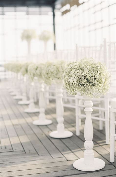Picture Of Gorgeous Winter Wedding Aisle Decor Ideas 8