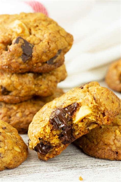 Hazelnut Chocolate Chunk Cookies Recipe El Mundo Eats