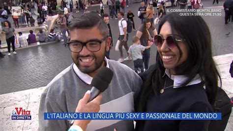 l italiano è la lingua più sexy e passionale del mondo la vita in diretta 15 11 2023 youtube