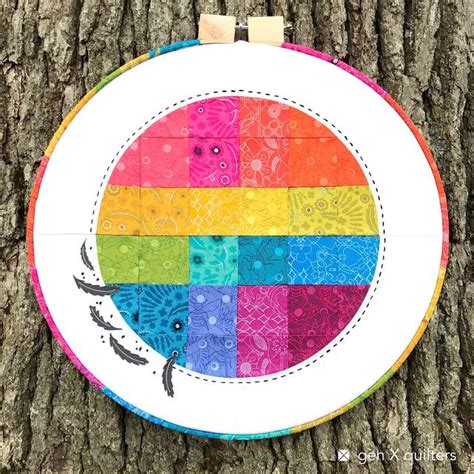 Check out our pixelated circle selection for the very best in unique or custom, handmade pieces well you're in luck, because here they come. Pixelated Circle HOOP QUILT | Small quilt projects ...