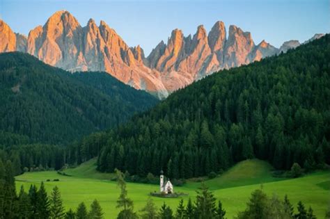 Christian fletcher and carwyn, deliver lightminded fresh to your door weekly. The 3 Best Lenses for Landscape Photography: This Award ...