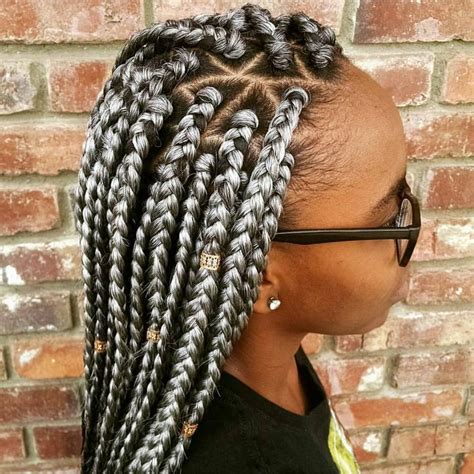 Perfect medium box braids hairstyles to look good with round or oblong faces. Follow pinterest @TheyLoveeSyiee | box braids in 2019 ...
