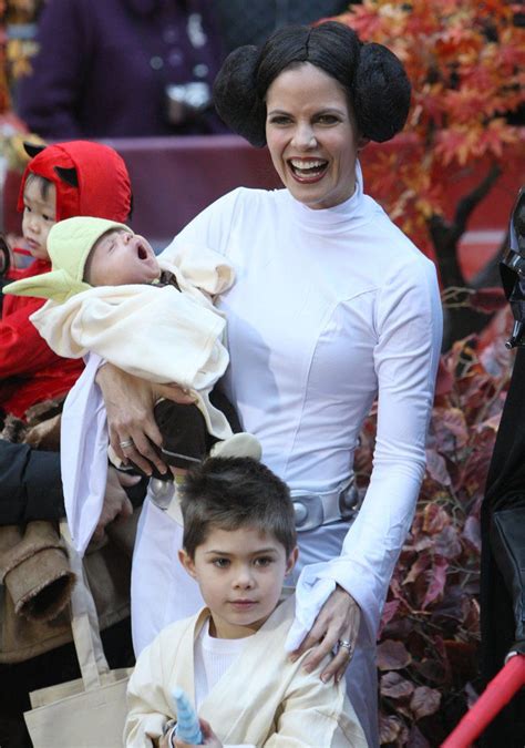 Natalie Morales And Her Kids As Princess Leia Luke Skywalker And Yoda