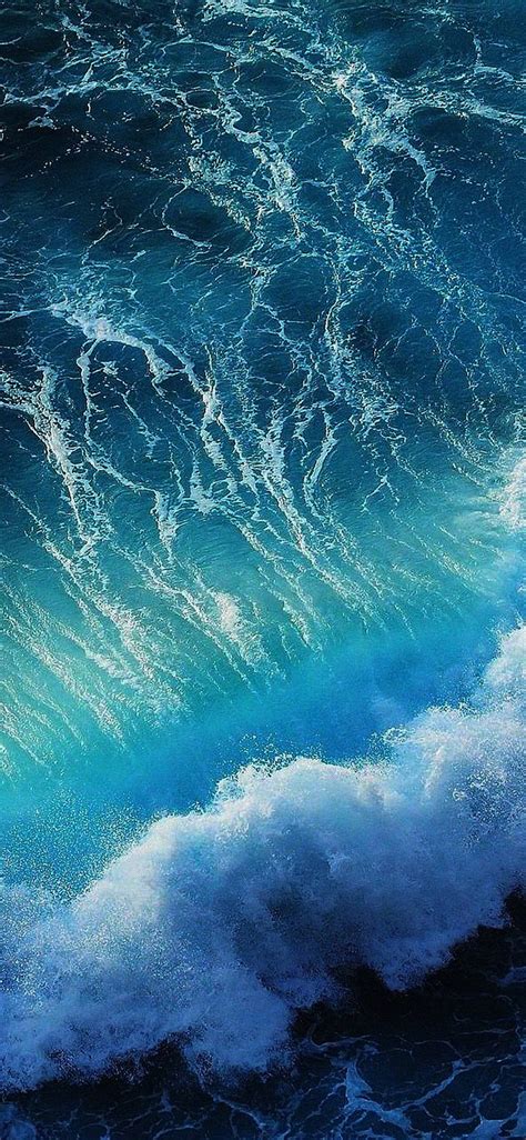 Download Iphone Xs Ocean Rogue Waves Wallpaper