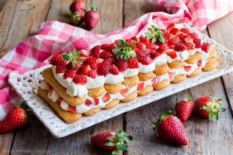Tiramisù senza uova e mascarpone. TIRAMISU alle FRAGOLE SENZA UOVA, con panna e mascarpone ...