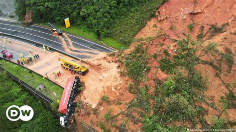 Brazil Two Dead Dozens Missing As Landslide Hits Highway Dw 1201