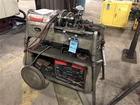 Rigid Model 535 Portable Pipe And Bolt Threading Machine W Rigid No 450