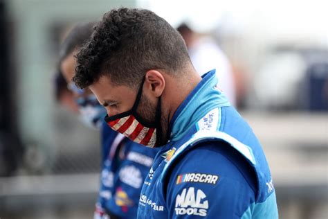 Nascar Outraged After Noose Found Hanging In Bubba Wallace S Garage