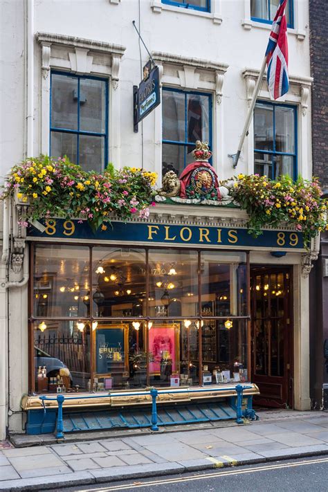 The 20 Prettiest London Shop Fronts Shop Fronts London Neighborhoods