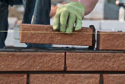 Average reported cost (per hour). How much does it cost to hire a bricklayer? | Service.com.au
