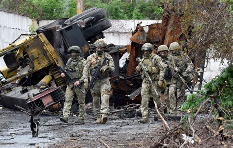 Russia Official Has Rare Excuse For War Failure Ukraine S Elite Military