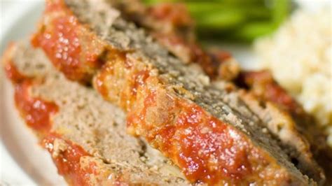 For individual meatloaves that cook quickly, form meat mixture into six. Baking Meatloaf At 400 Degrees : Homemade Meatloaf Recipe ...