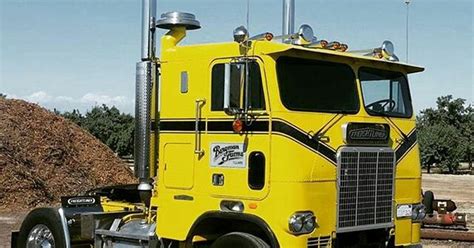 You can cancel the newsletter at any time. Coe White Freightliner custom | 18 wheeler cab | Pinterest ...