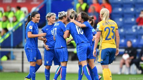 Fußball Frauen Em Deutschland Und Schweden Im Viertelfinale Snat