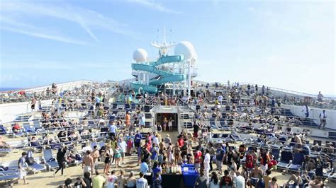 What Does An Overcrowded Cruise Deck Look Like Youtube