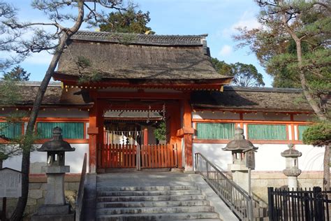 神社 吉田神社（よしだ じんじゃ） 神社とお寺の虎の巻