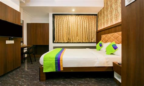Super Deluxe Single Room Hotel Arvind Residency