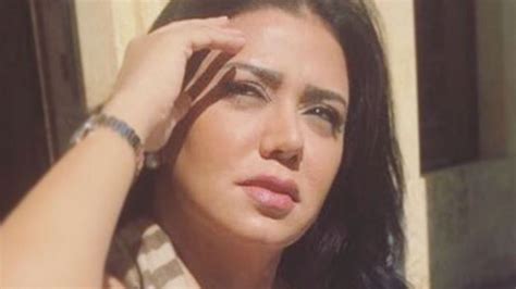 Une Actrice égyptienne Risque La Prison à Cause De Sa Robe