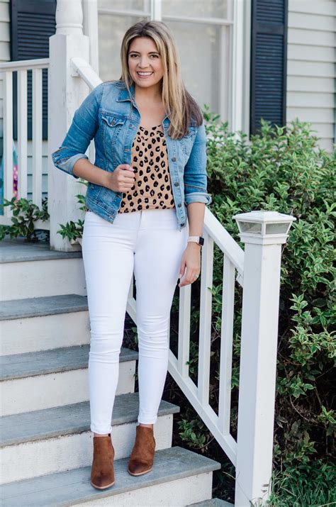 Five White Jeans Outfits For Fall Fall White Denim Outfits By Lauren M