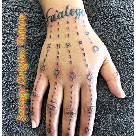 Samoan Hand Tattoo Finger Tattoos Hawaiian Tattoo Tattoos