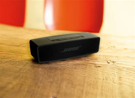As i said about original soundlink mini, it looks lot like a speaker apple would design. NEW Bose SoundLink Mini II Special Edition - THE WAVE ONLINE