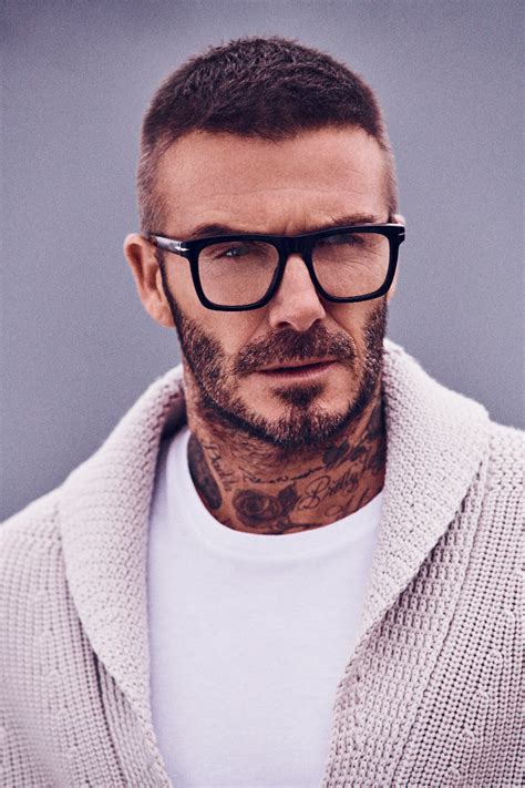 David Beckham Lance Sa Collection De Lunettes Avec Safilo France Optique