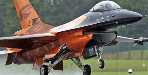 Lockheed martin f16 fighting falcon israeli air force. General Dynamics F-16 Fighting Falcon PDF Download ...