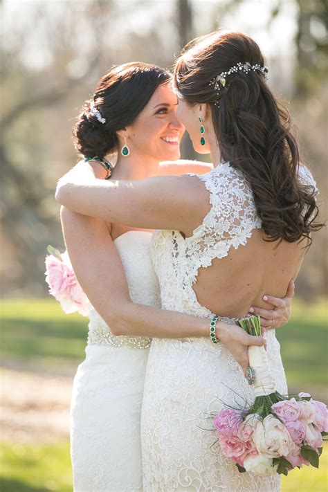A Gorgeous Farmington Gardens Wedding Lesbian Wedding Photography Lesbian Wedding Photos