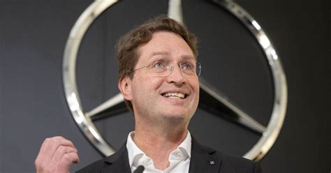 Vertrag Von Mercedes Chef Ola K Llenius Bis Verl Ngert Baden