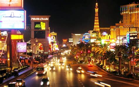 Best vegas hotel features book here; Where to stay in Las Vegas | Best areas | Trip Tips Las Vegas