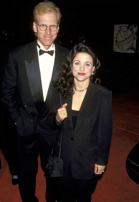 The Most Iconic Golden Globes Red Carpet Couples Of The 90s