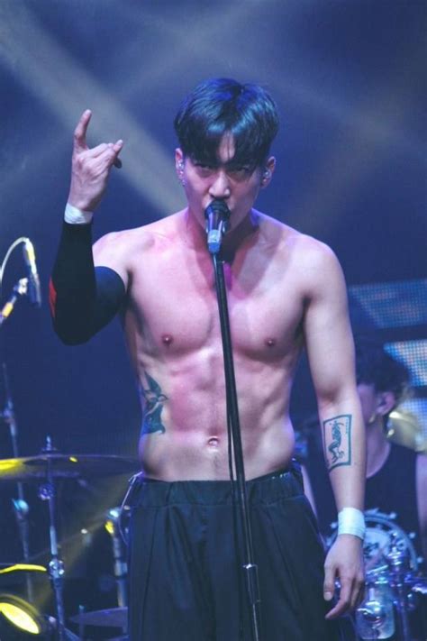 นี่คือคือคำบอกเล่าของ โตโน่ ภาคิน คำวิลัยศักดิ์ ทูตองค์กรพิทักษ์สัตว์แห่งโลก ตอกย้ำการทำหน้าที่จิตอาสาเพื่อสังคม พูดจริง ทำจริง ไม่ต้อง. บ้าโตโน่