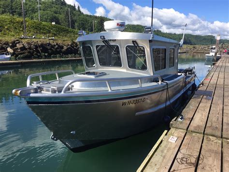 New Year Special 26 Swiftsure Cabin Cruiser Fully Loaded 169700